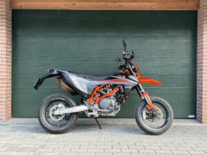 Foto: KTM R 690 SMC