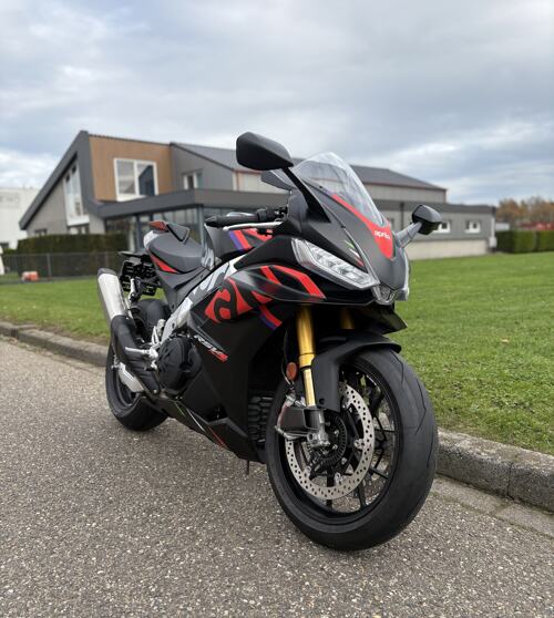 Foto: Aprilia Factory APRC RSV 4