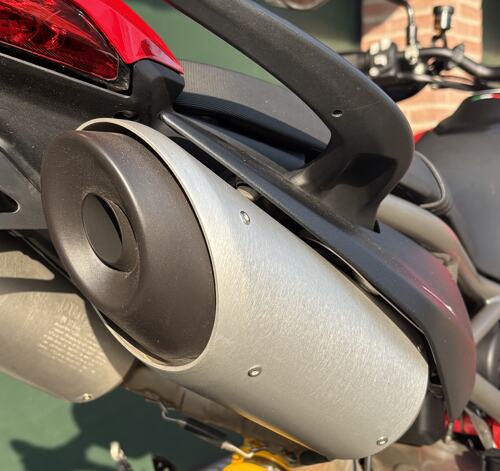 Foto: Ducati 950 cornering ABS/DTC evo/DWC evo/DQS evo Hypermotard