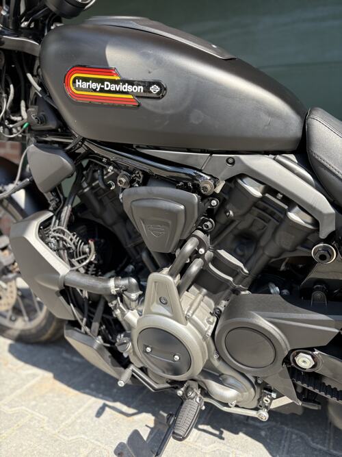 Foto: Harley Davidson 975 S NIGHTSTER SPECIAL