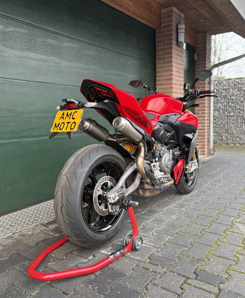 Foto: Ducati 896 V 2 S Cornering ABS/DTC/DWC/EBC/DBL Streetfighter