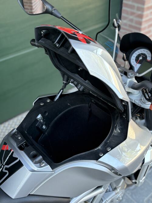 Foto: Aprilia 850 Mana