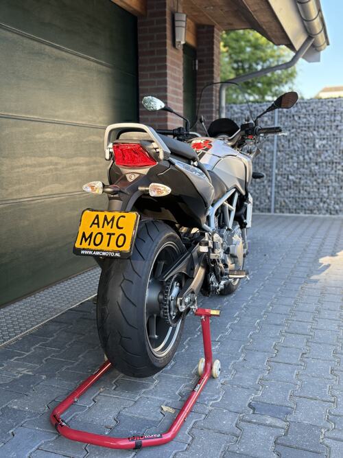 Foto: Aprilia 850 Mana