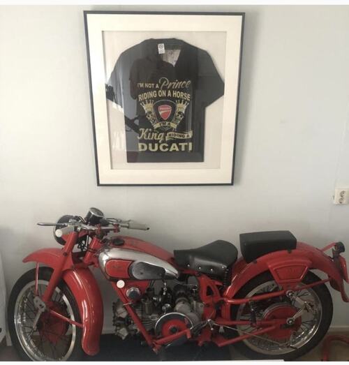 Foto: Moto Guzzi 250 Airone