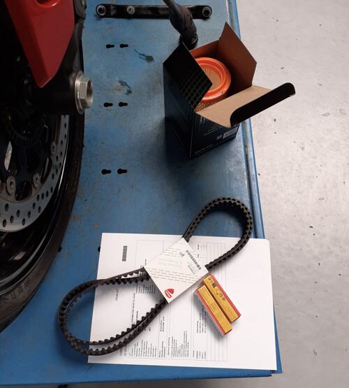 Foto: Ducati 950 cornering ABS/DTC evo/DWC evo/DQS evo Hypermotard