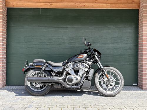 Foto: Harley Davidson 975 S NIGHTSTER SPECIAL