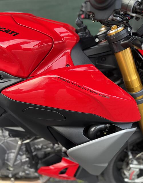Foto: Ducati 896 V 2 S Cornering ABS/DTC/DWC/EBC/DBL Streetfighter
