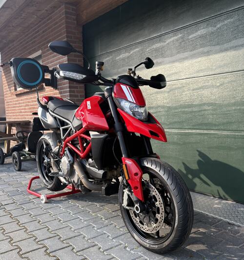 Foto: Ducati 950 cornering ABS/DTC evo/DWC evo/DQS evo Hypermotard