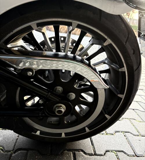 Foto: Harley Davidson FXBR 117 BREAKOUT